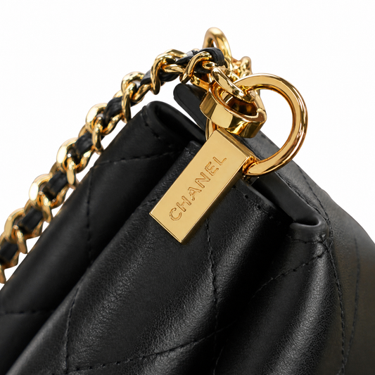 Chanel 22 Mini Shopping Bag Black Quilted Lambskin | CHANEL Tag & Burgundy Interior — 23cm