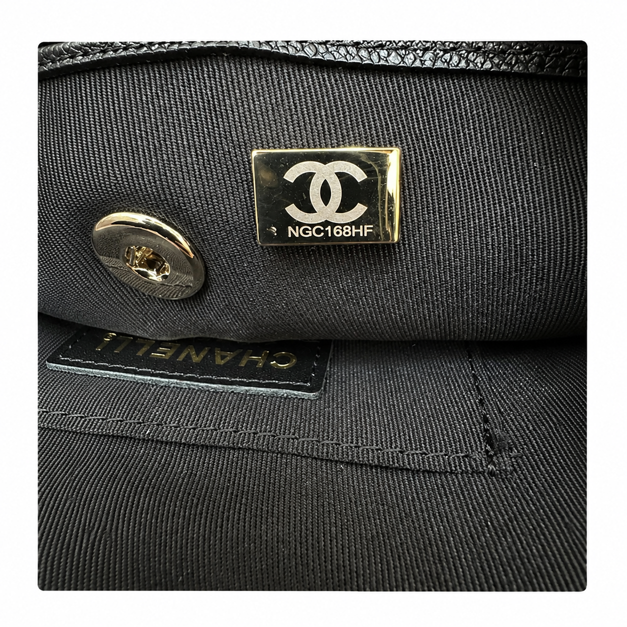 Chanel Duma Grained Leather Backpack | CC Turn-Lock Antique Gold Chain Black — 20.5x20cm