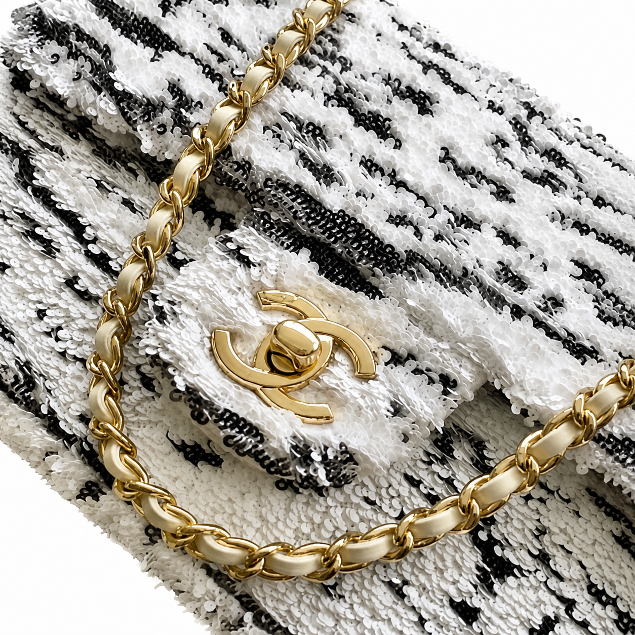 Chanel Classic Quilted Small Flap Bag | CC Turn-Lock Leather Chain Strap — 14cm