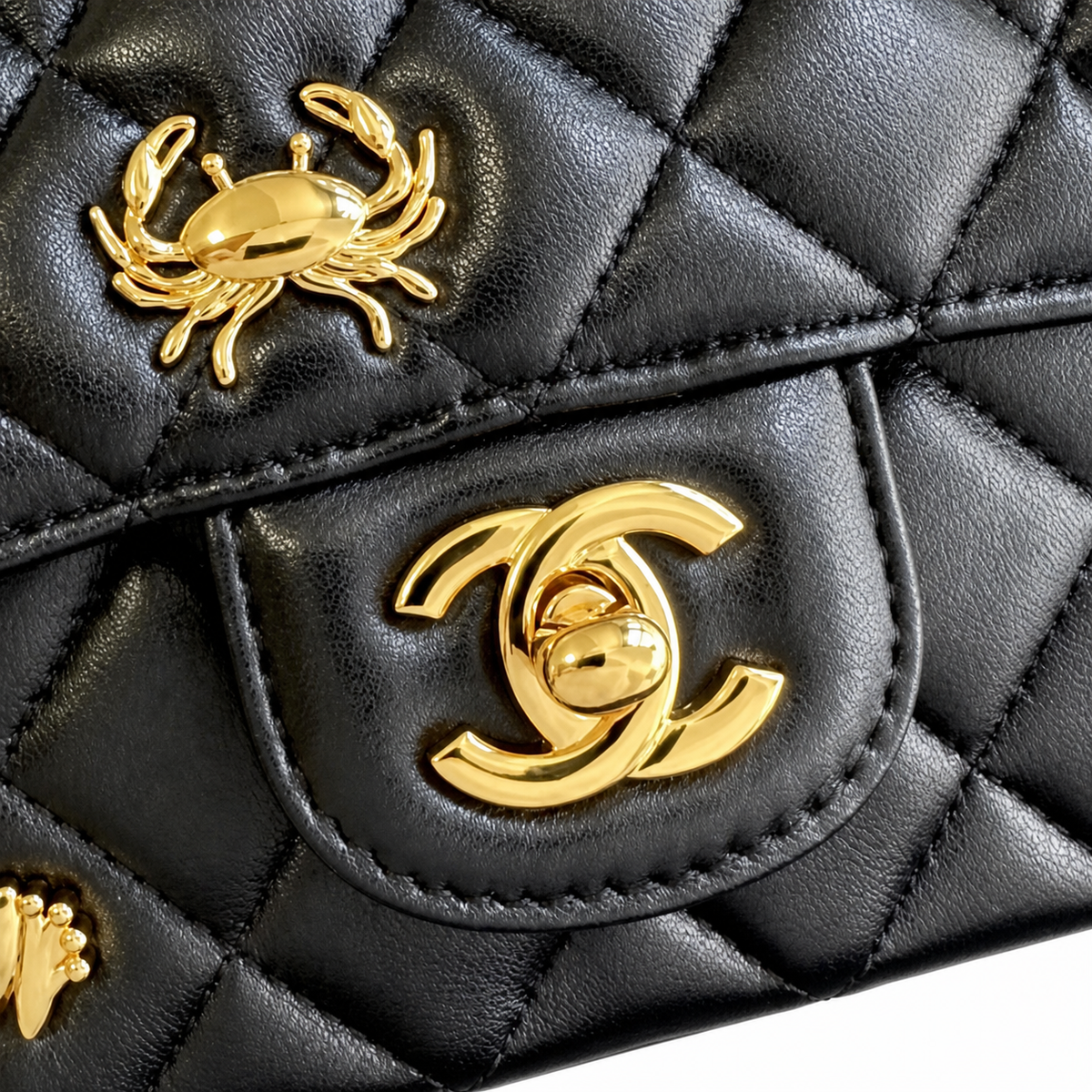 Chanel Classic Quilted Flap Bag | CC Hardware & Chain — 20cm