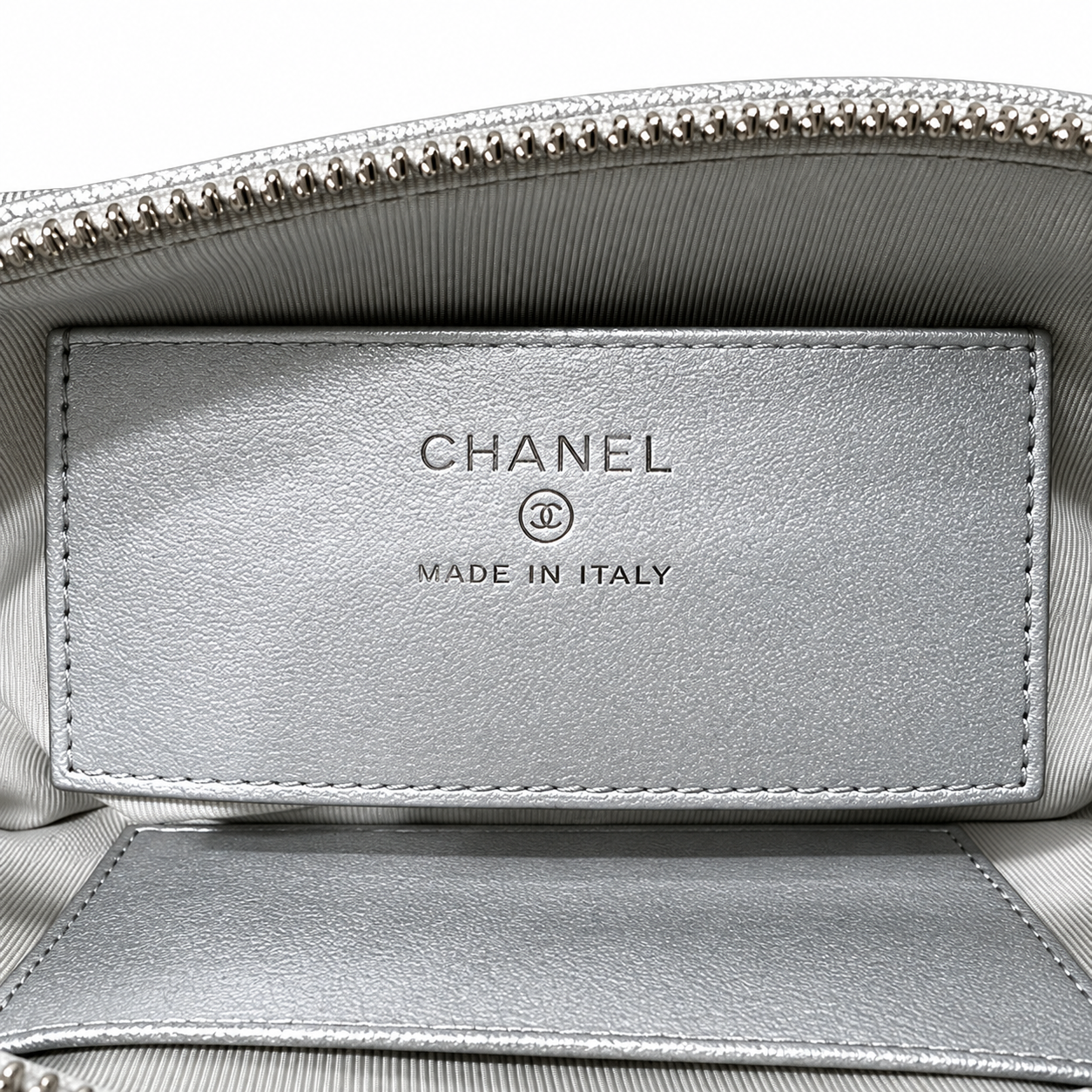 Chanel Crescent Hobo Quilted Metallic Caviar Silver Leather Handle 22cm