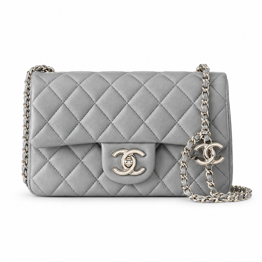Chanel Quilted Chain Shoulder Bag 20×13×7cm