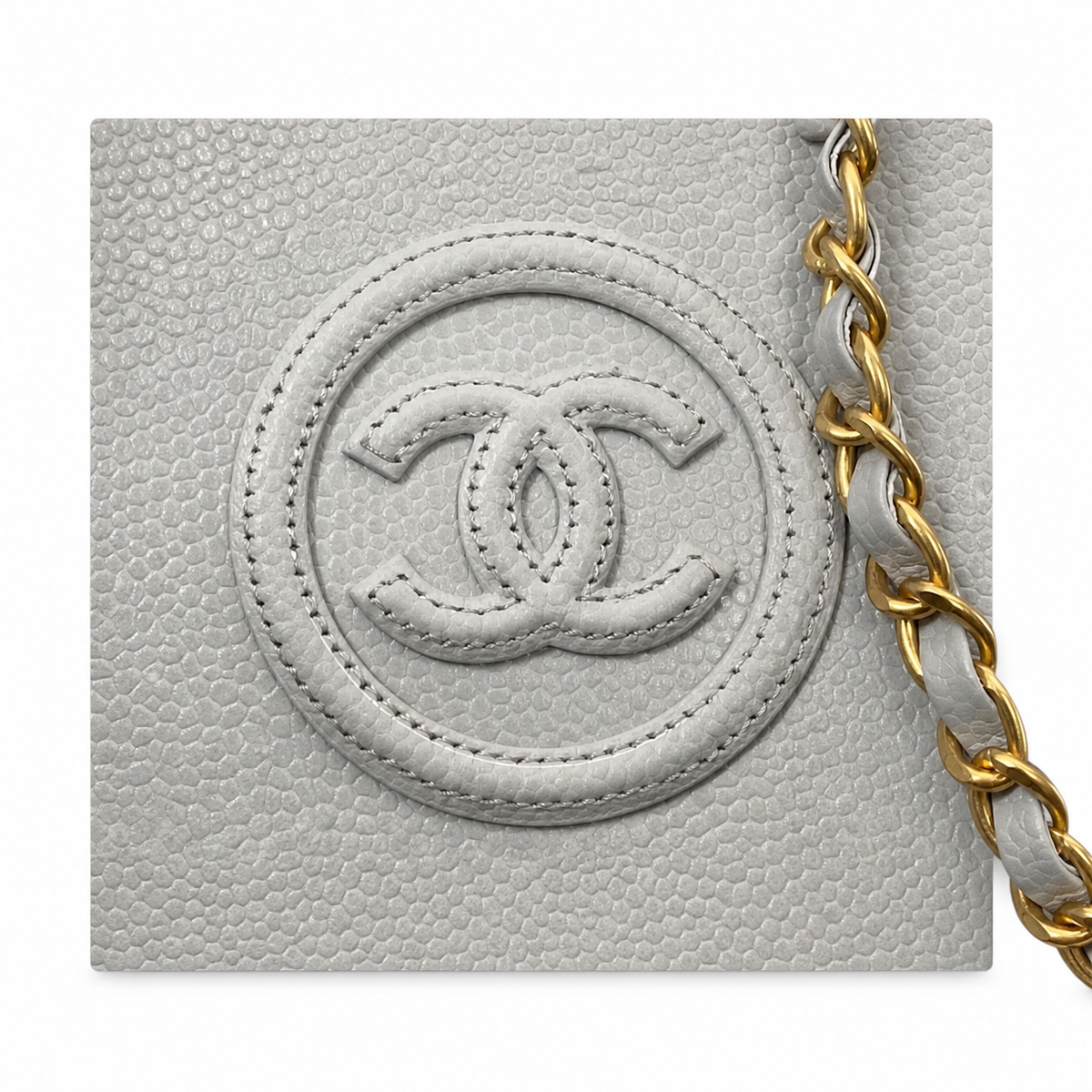 Chanel Classic Quilted Flap Bag | CC Turn-Lock Leather Chain Strap — 30x50cm