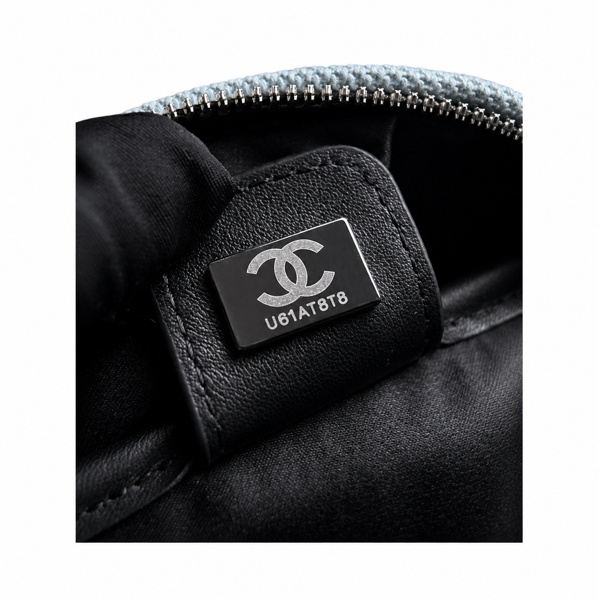 Chanel CC Quilted Top Handle Bag | Detachable Chain & Gold — 32cm