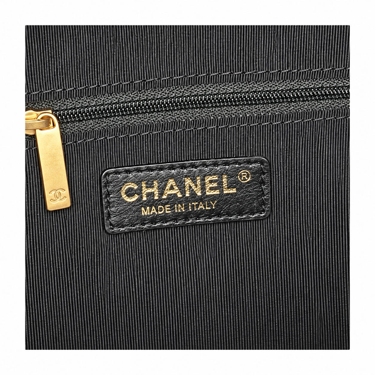 Chanel 24P Quilted Calfskin Hobo Bag Black 24×36×14cm