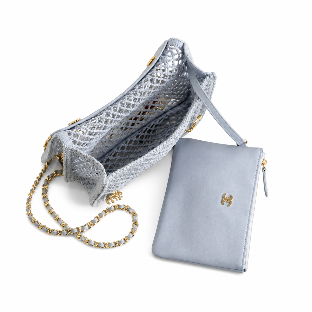 Chanel Classic Quilted Compact Horizontal Flap Bag | CC Hardware & Gold Chain — 21cm