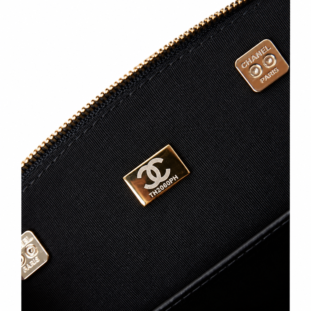 Chanel Quilted Silver Chain Vertical Bag 20.5×28.5×7cm