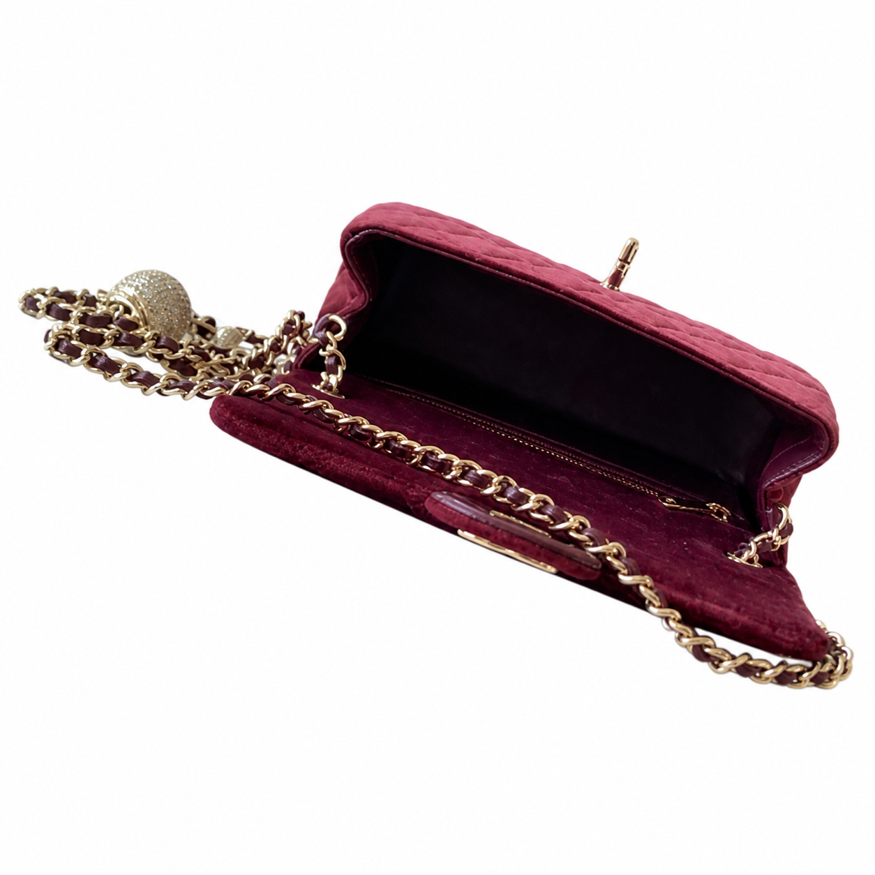 Chanel Classic Quilted Flap Bag | CC Turn-Lock Leather Chain Strap — 13x20cm