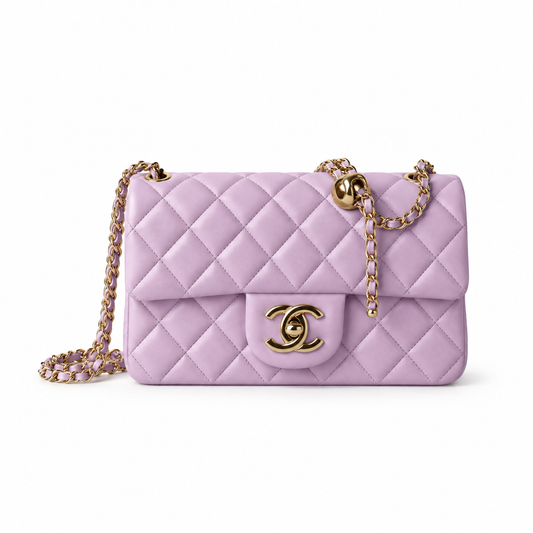 Chanel Quilted Lambskin Shoulder Bag 20×13×7cm