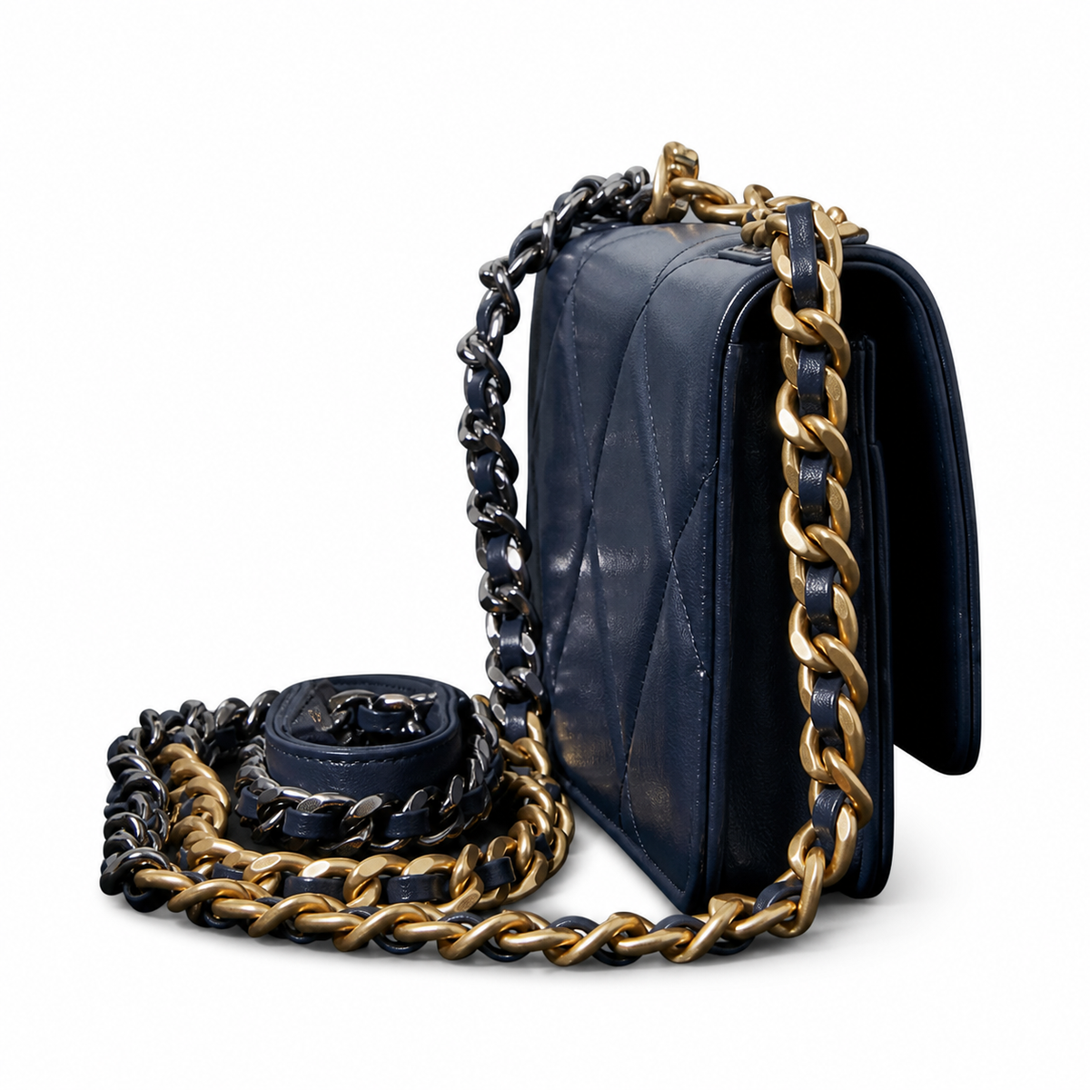 Chanel Classic Quilted Slim Flap Bag | CC Turn-Lock Leather Chain Strap — 12x19.5cm