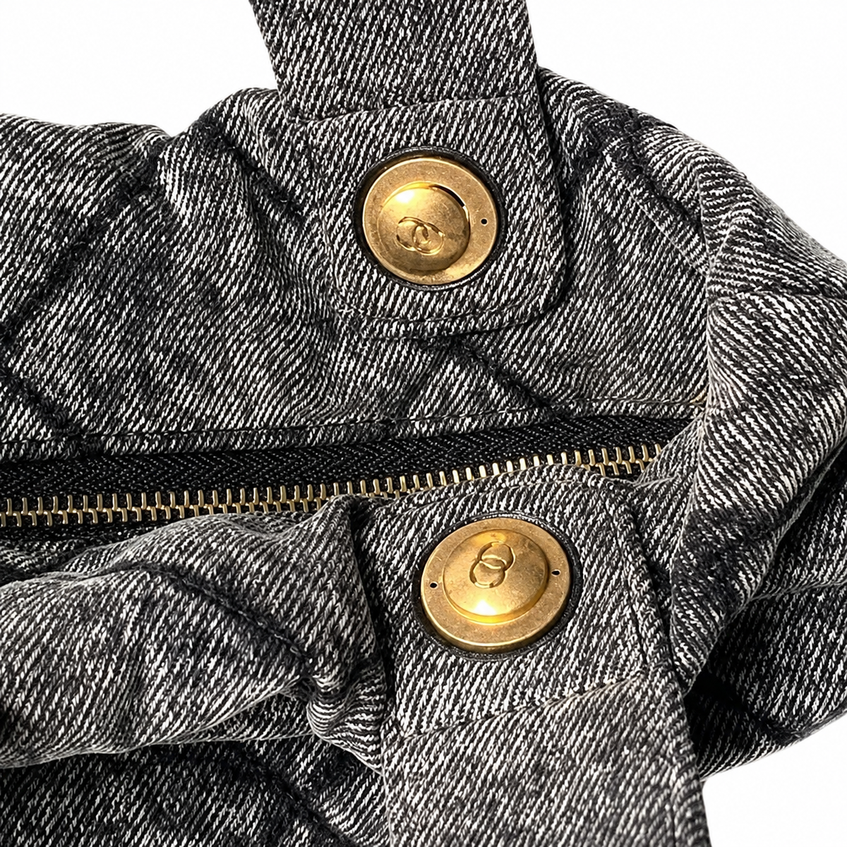 Chanel Dark Denim Honeycomb Quilted Shopping Tote | CC Diamond Gold Grey — 29x38cm