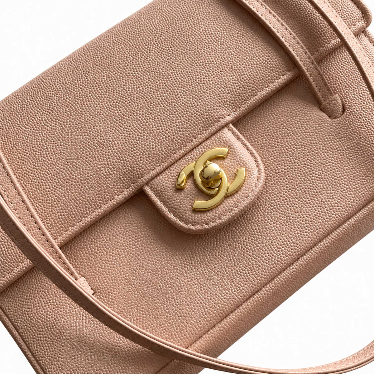 Chanel Classic Quilted Small Flap Bag | CC Hardware & Chain — 22cm