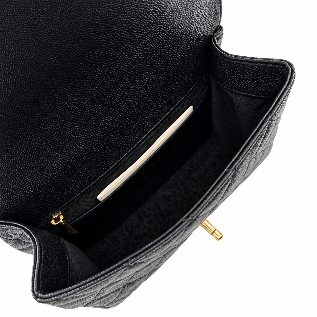 Chanel Quilted Compact Flap Bag 22×14.5×7cm