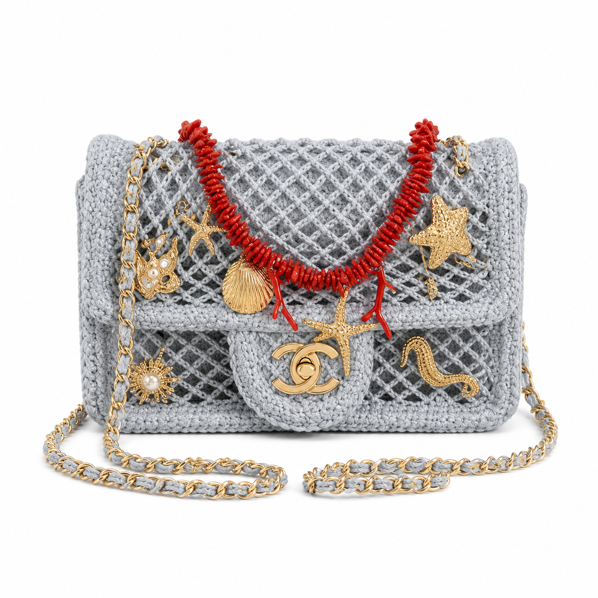 Chanel Classic Quilted Compact Horizontal Flap Bag | CC Hardware & Gold Chain — 21cm