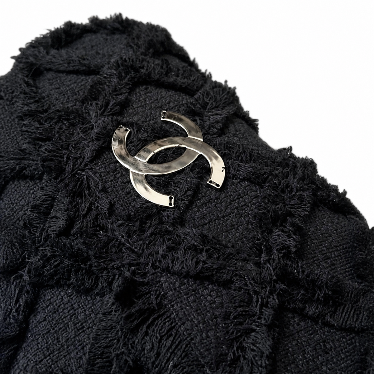 Chanel Maxi Classic Quilted Flap Bag | CC Hardware & Chain — 38cm