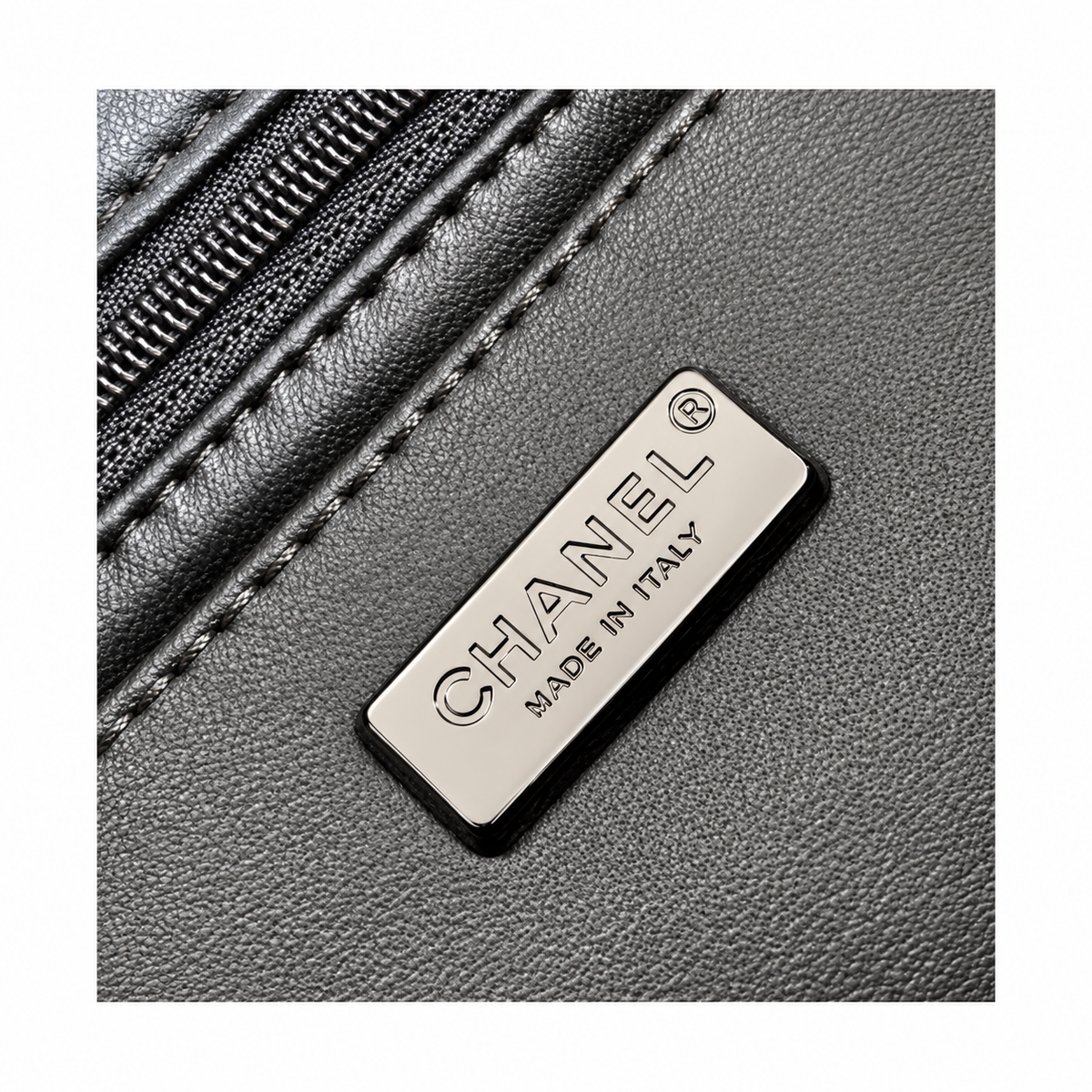 Chanel Quilted Camera Bag 15×25×7cm