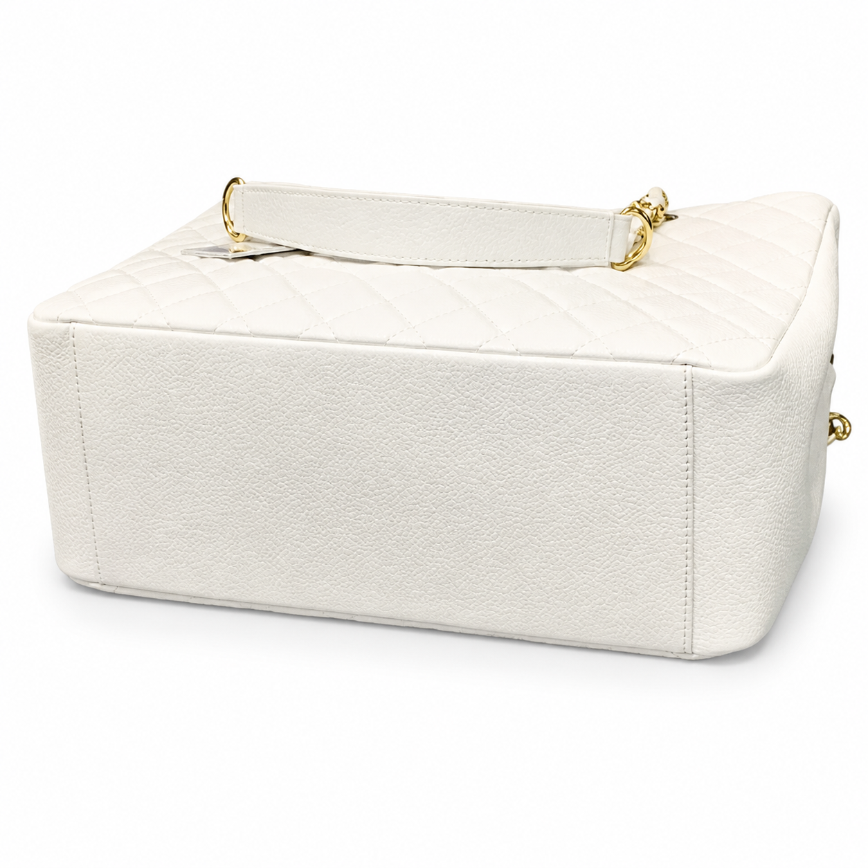 Chanel Classic Quilted Flap Bag | CC Turn-Lock Leather Chain Strap — 24x33cm