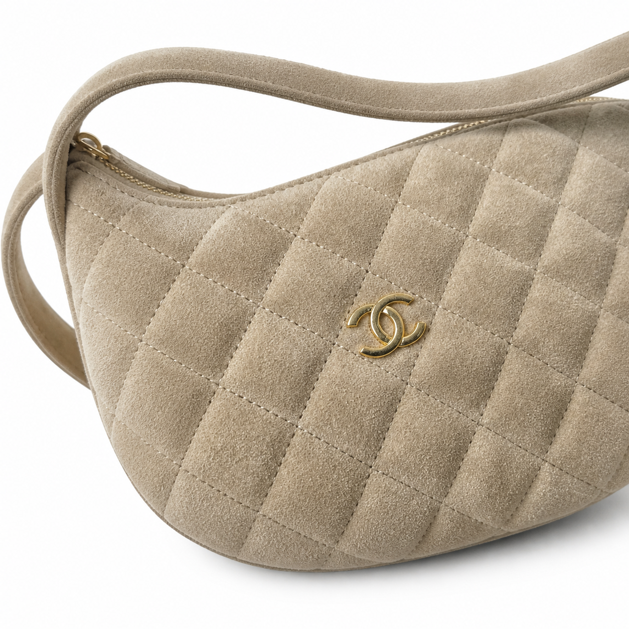 Chanel Classic Quilted Flap Handbag | CC Turn-Lock & Chain — 19cm