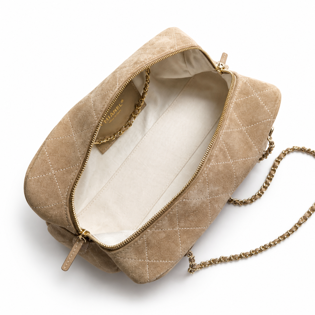 Chanel Quilted CC Wide Flap Bag | CC Hardware & Chain — 32cm