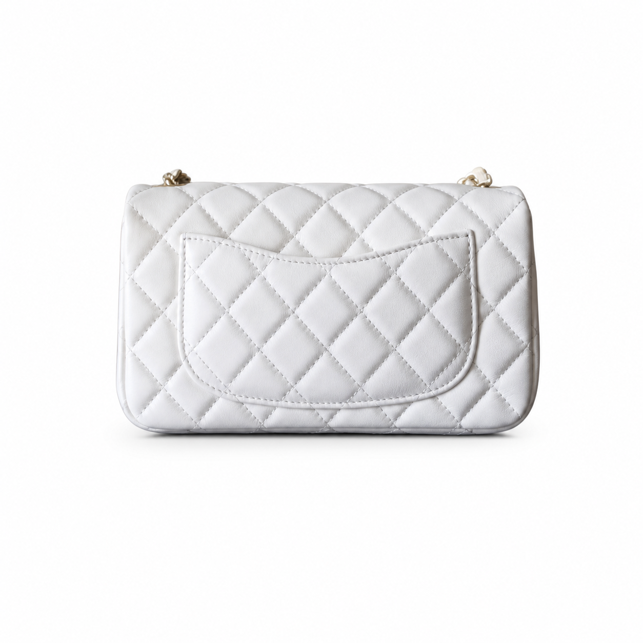 Chanel Classic Flap Bag | CC Turn-Lock Gold Chain Diamond Quilted — 23cm