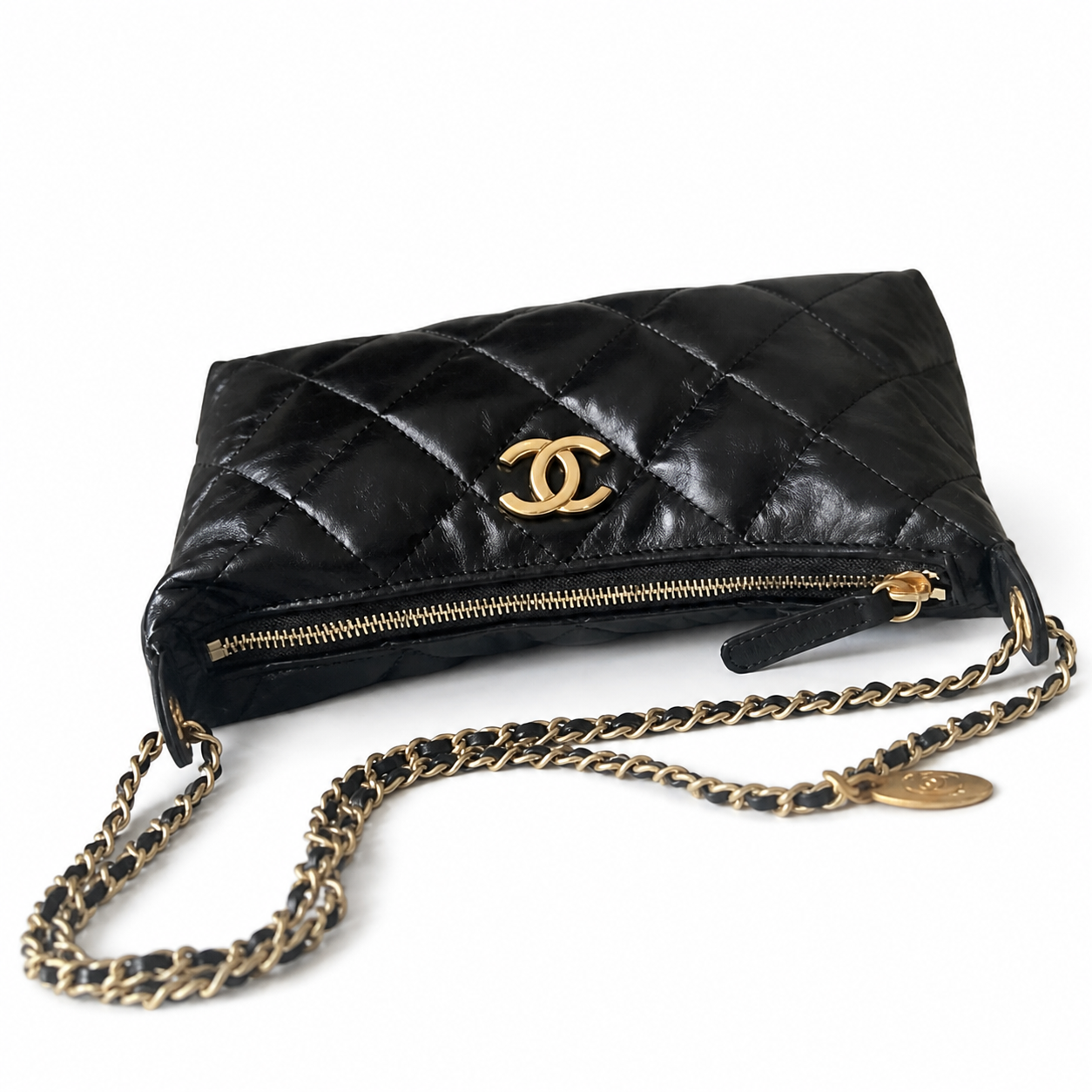 Chanel 22 Soft Pouch Black Aged Shiny Lambskin | Oversized Diamond Quilt & Gold Coin Tag — 26cm