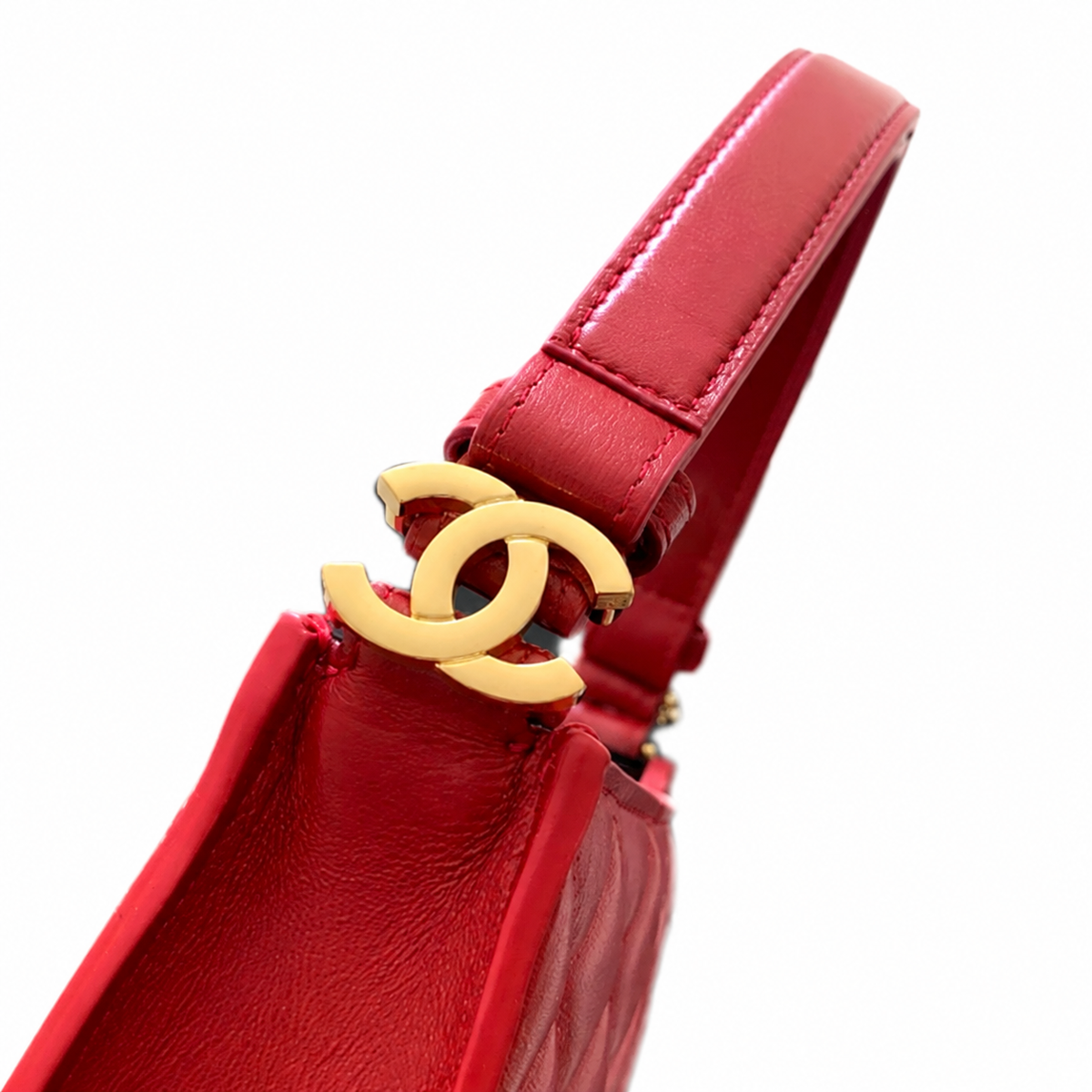 Chanel Quilted Lambskin Top Handle Tote | Gold Ring Burgundy Red — 14x22cm