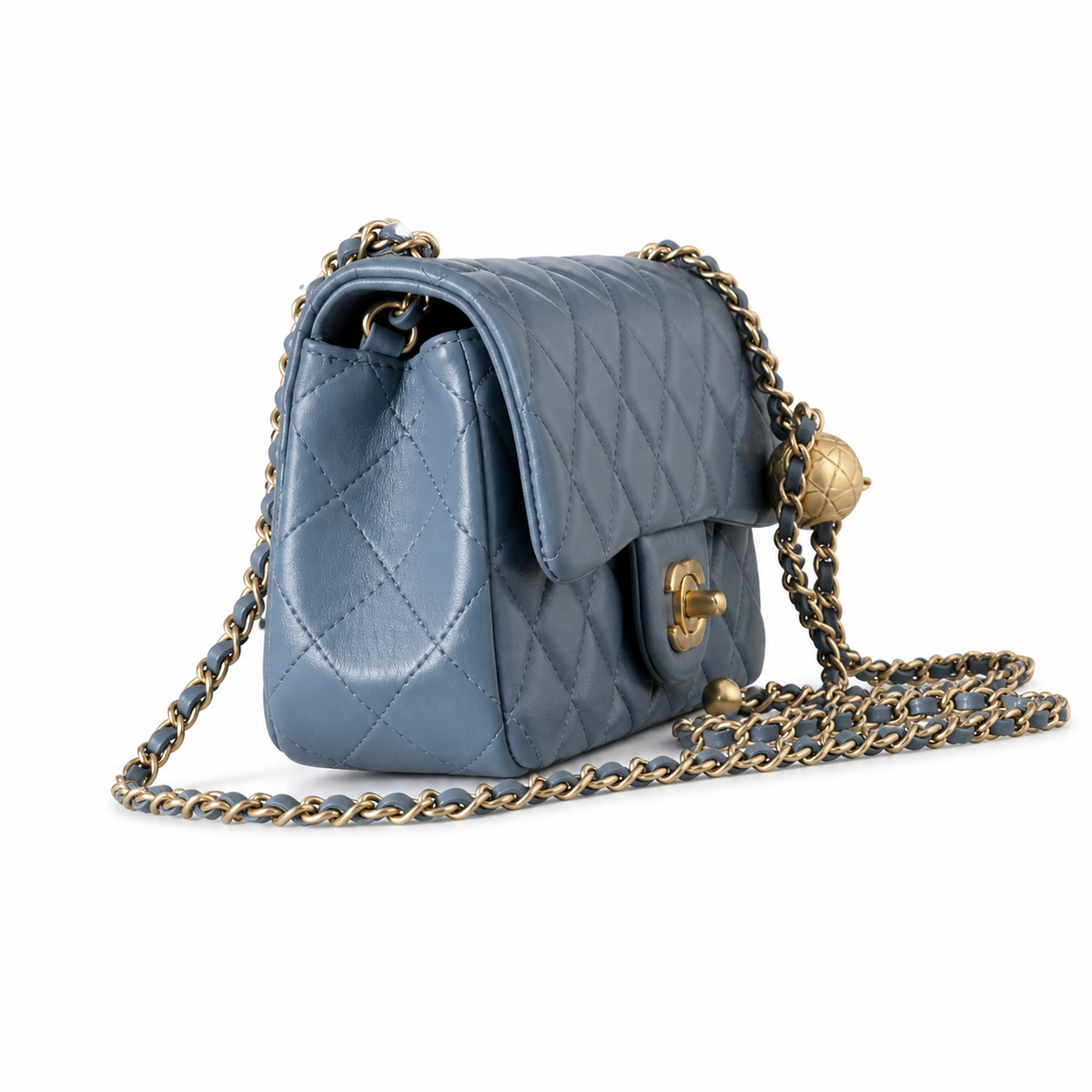 Chanel Classic Quilted Flap Bag | CC Turn-Lock Leather Chain Strap — 20x13cm