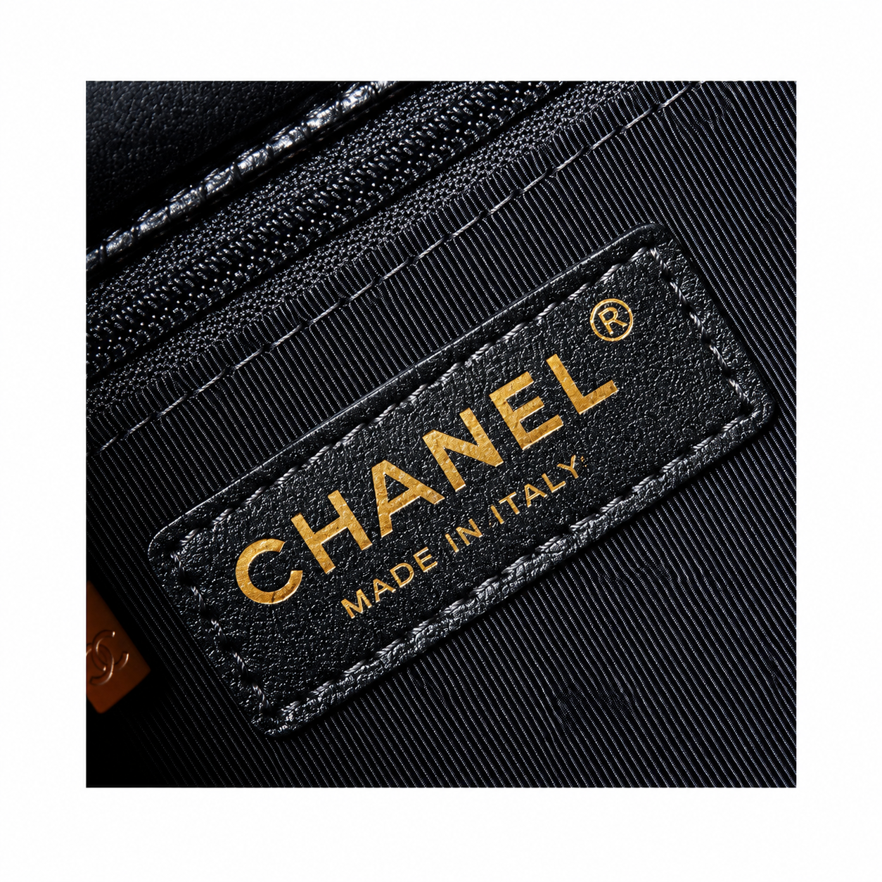 Chanel Quilted Medium Square Flap Bag 24×22×6cm