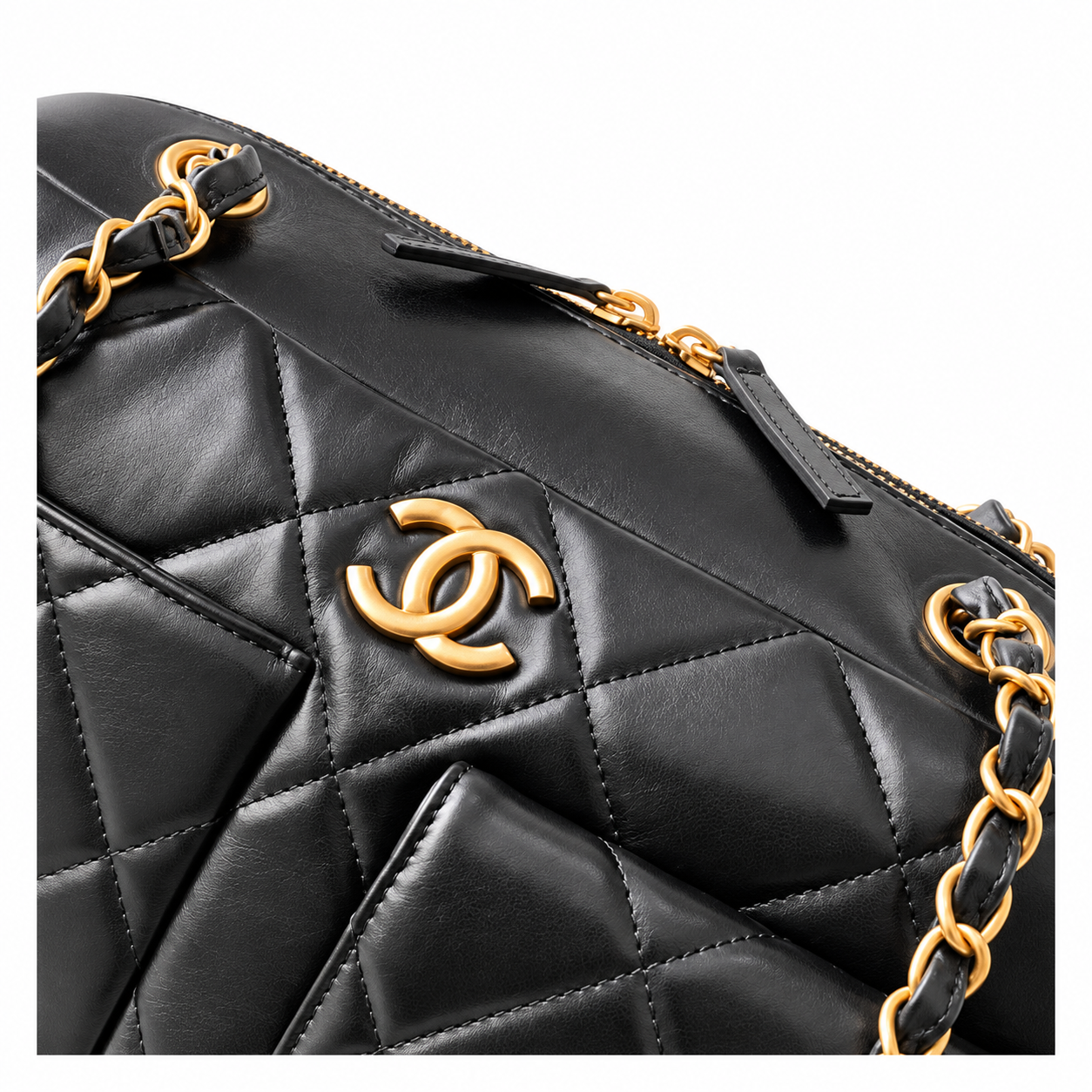 Chanel Quilted Lambskin Dual Pocket Bowling Bag Black 21×33×15cm