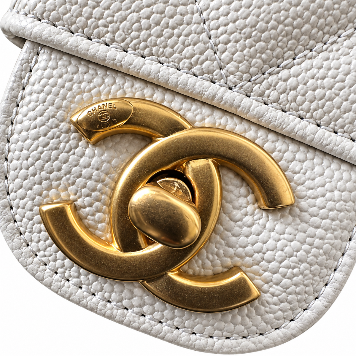 Chanel Quilted Bijou Chain Bag 22×14.5×7cm