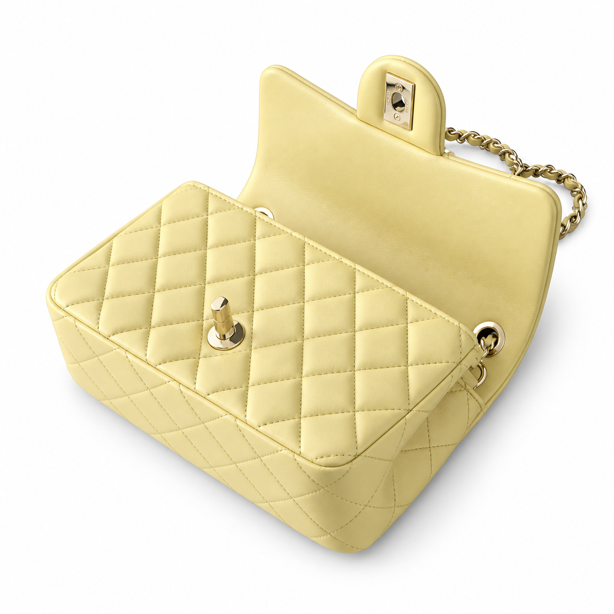 Chanel Quilted Leather Crossbody Bag 20×13×7cm