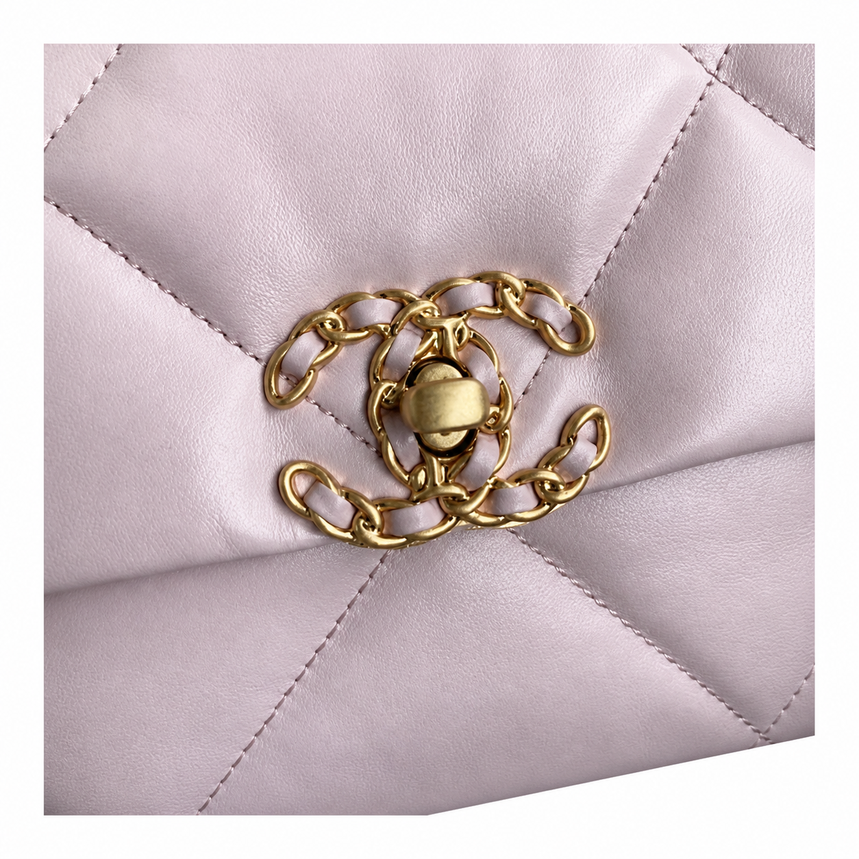 Chanel Classic Quilted Flap Bag | CC Turn-Lock Gold Hardware Leather Chain — 26cm