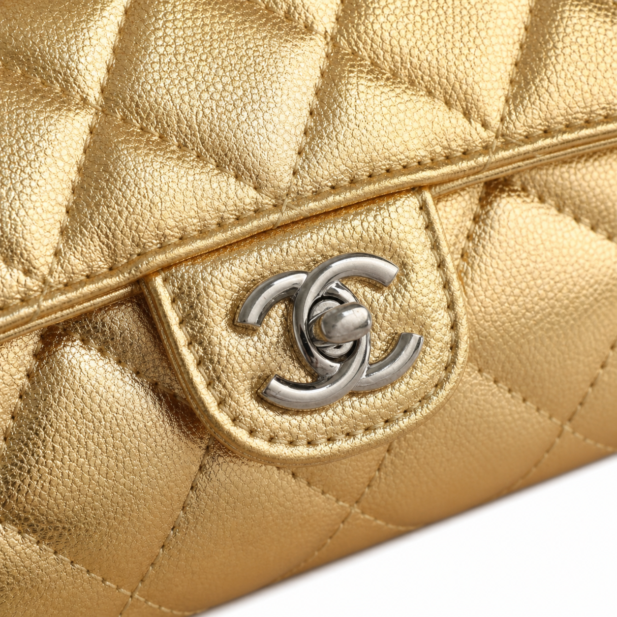 Chanel CC Quilted Cylindrical Flap Bag | Gold Metallic & Silver — 25cm