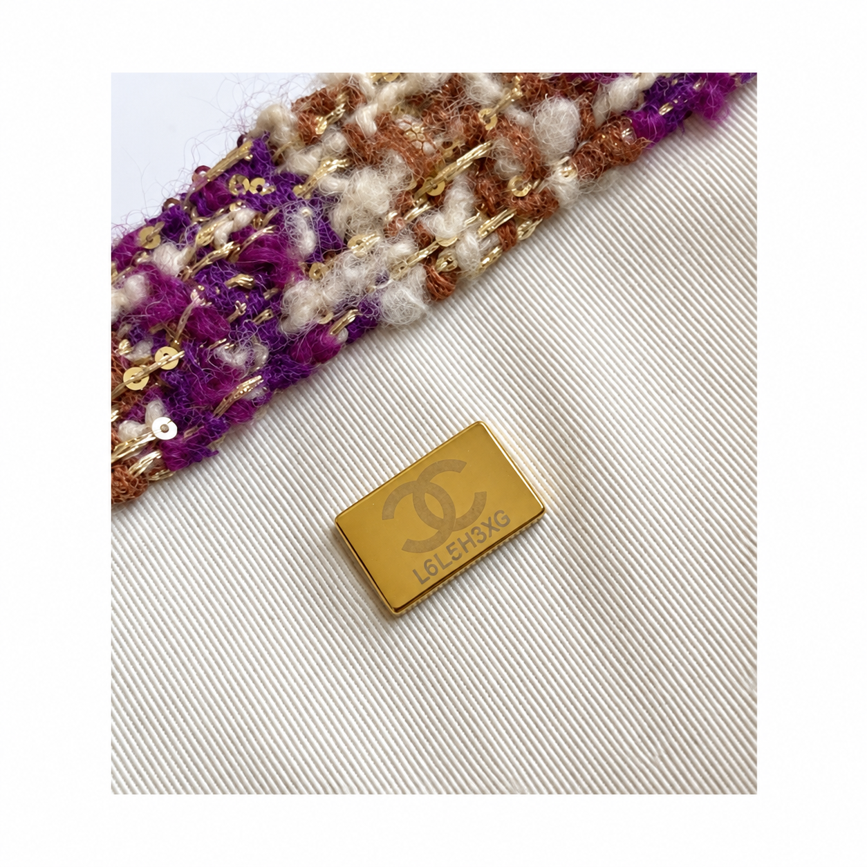 Chanel Tweed Scallop Flap Bag Fuchsia Gold 21×33×10cm