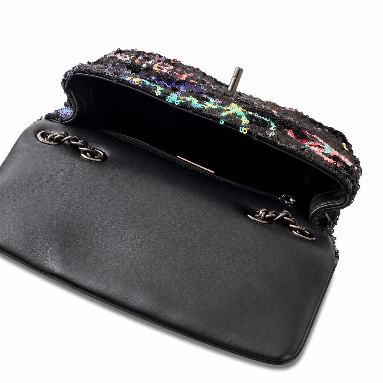 Chanel Sequin Graffiti Flap Bag | CC Logo Silver Chain Black — 14x21cm