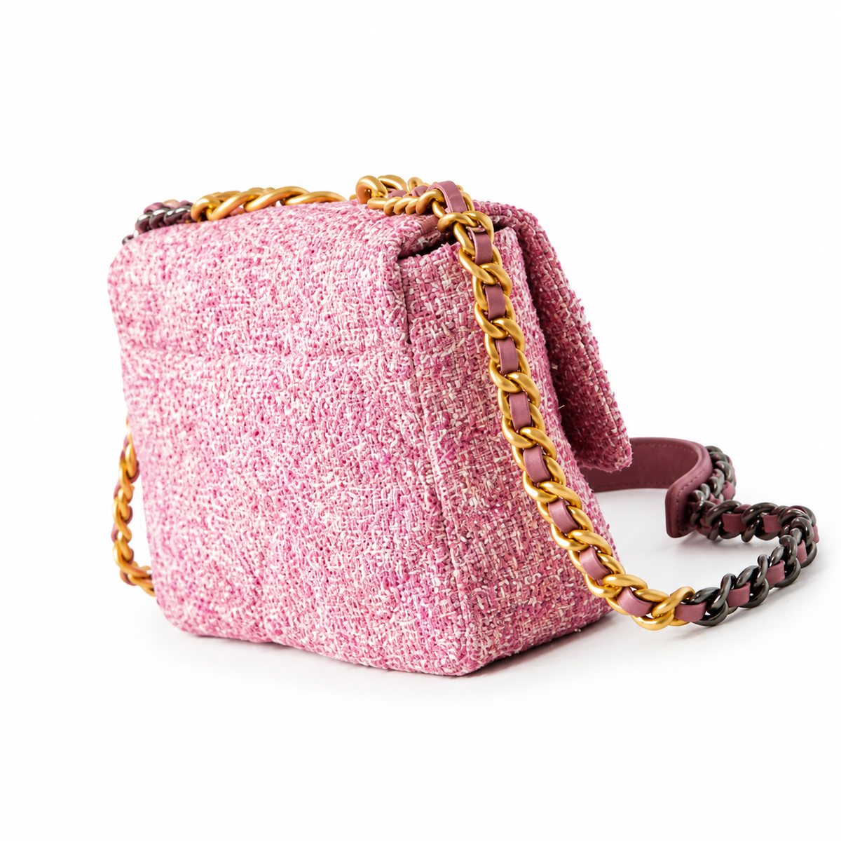 Chanel Classic Quilted Flap Bag | CC Turn-Lock Leather Chain Strap — 16x26cm