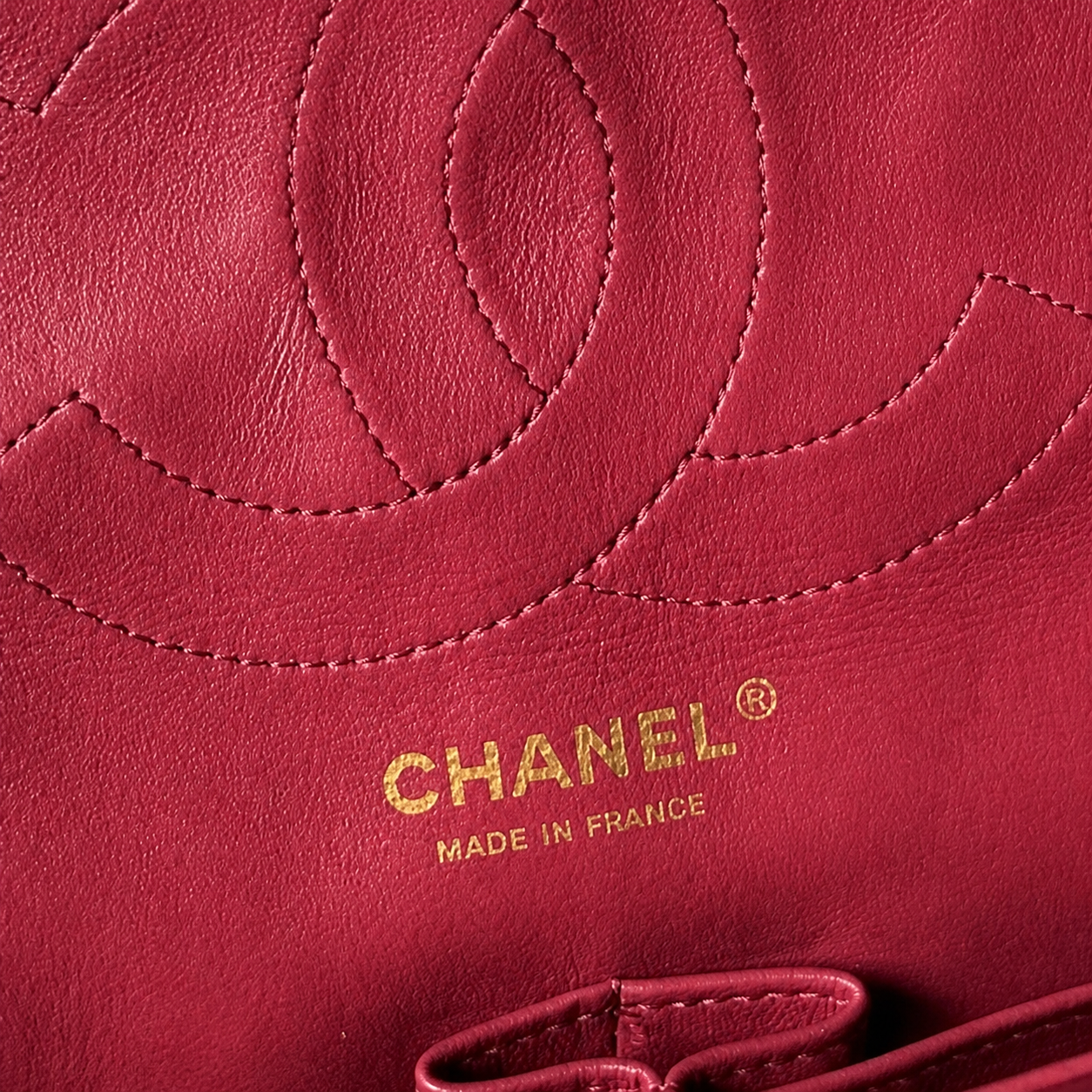 Chanel Classic Quilted Large Shoulder Bag | CC Hardware & Gold Chain — 31cm