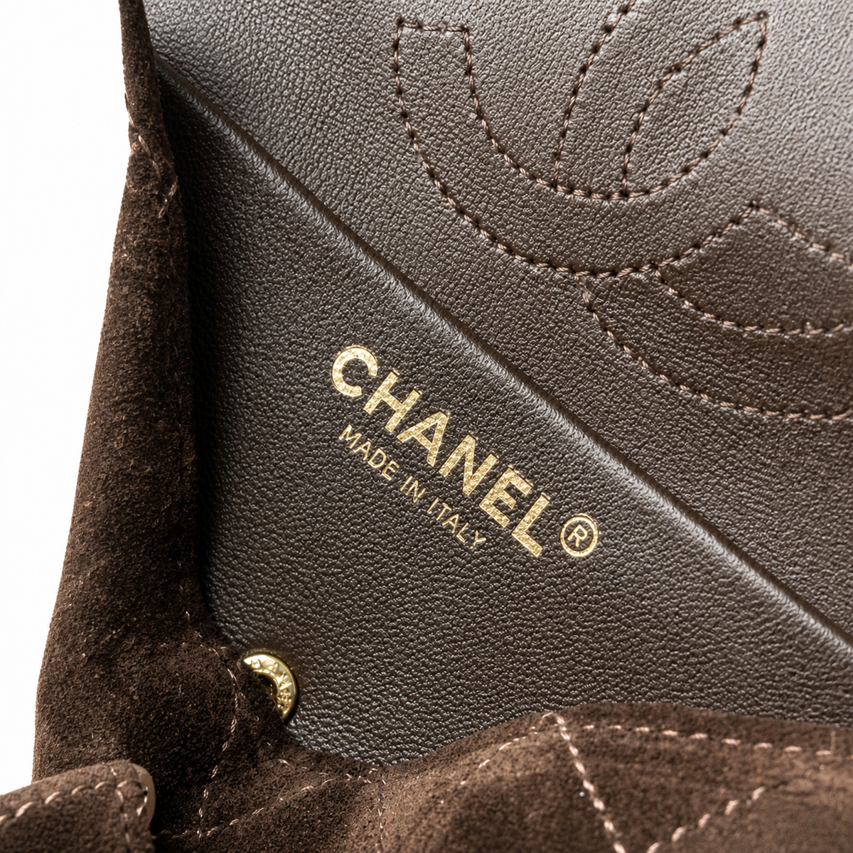 Chanel Classic Single Flap Bag Dark Chocolate Brown Quilted Suede | Aged Gold CC — 20cm