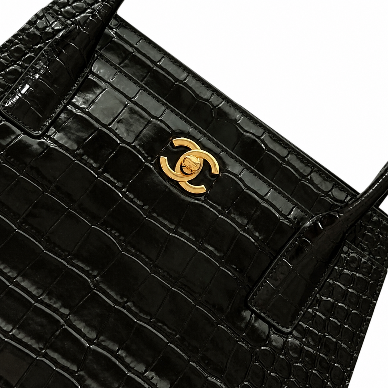 Chanel CC Quilted Oversized Tote | Gold Chain Handle — 39cm