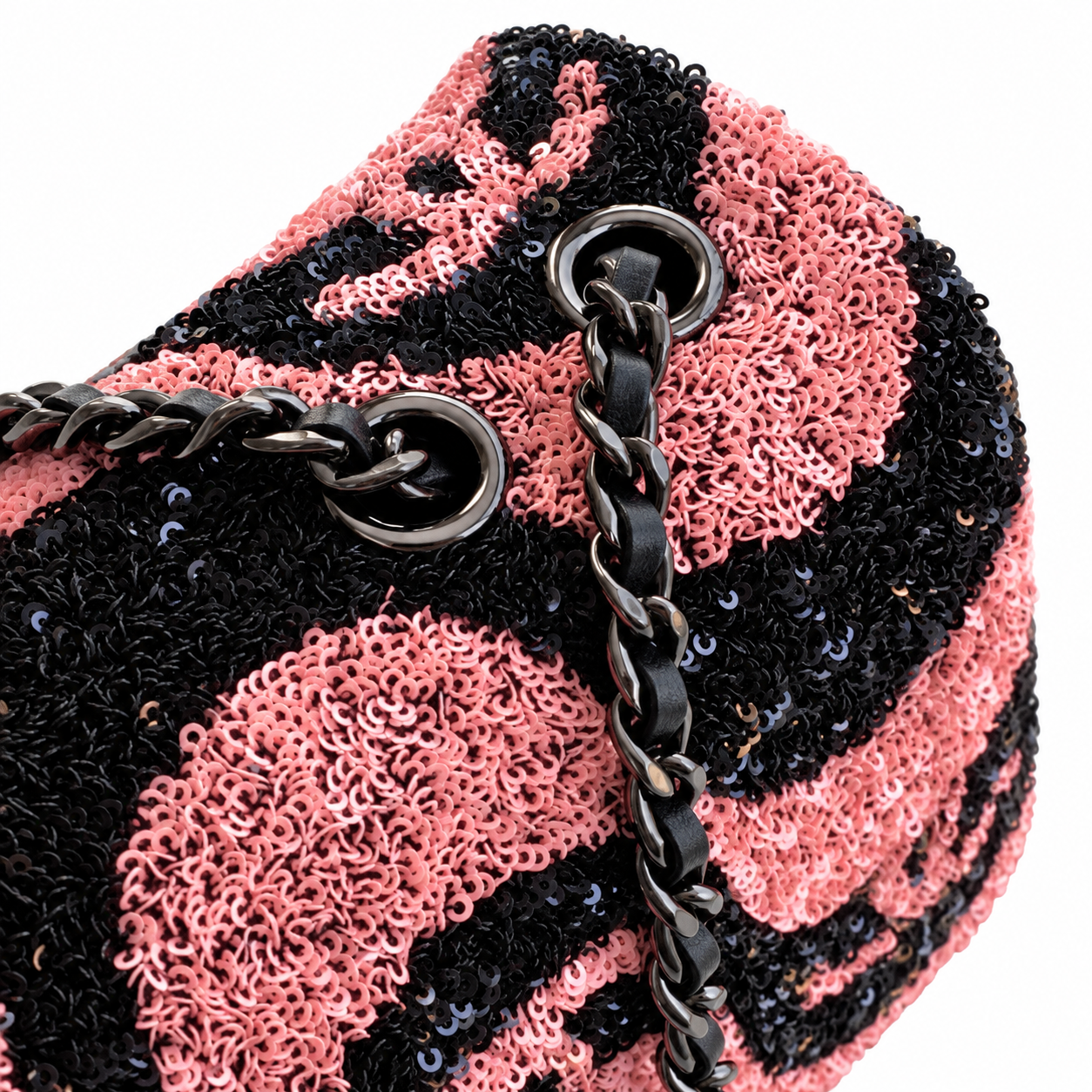 Chanel Quilted Camera Bag 15×25×7cm