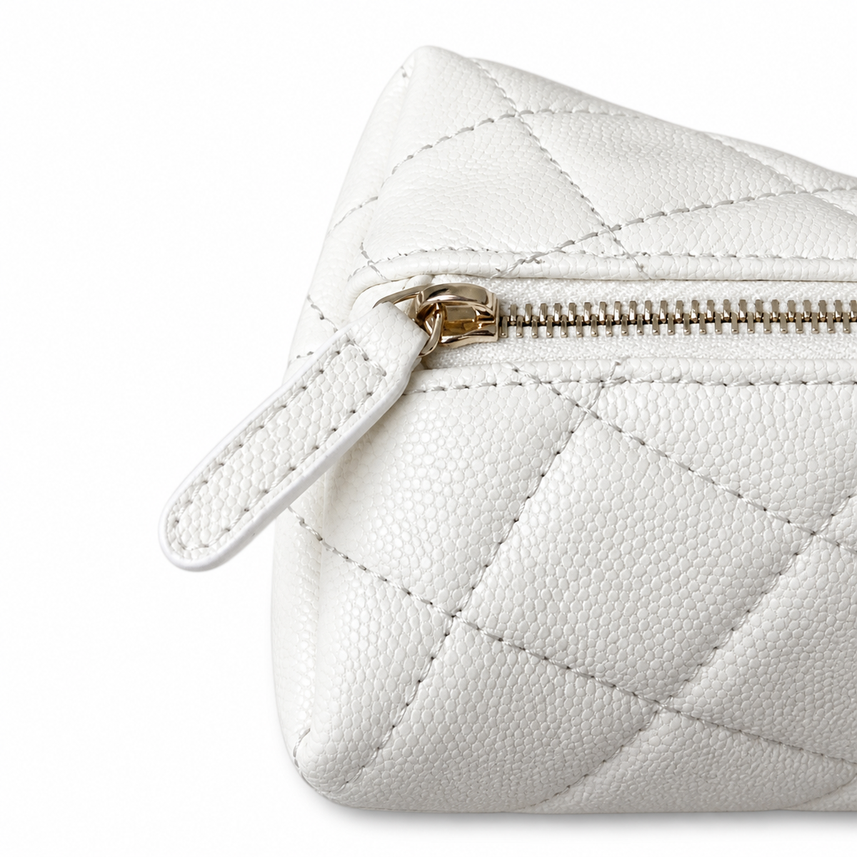 Chanel CC Quilted Mini Box Flap Bag | Gold Hardware & Chain — 19cm