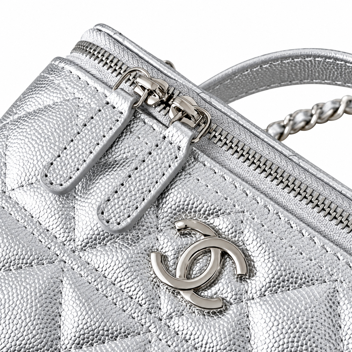 Chanel CC Embossed Metallic Caviar Vanity Case Silver 17cm