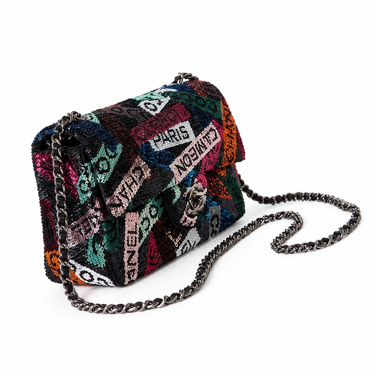 Chanel Classic Quilted Small Flap Bag | CC Turn-Lock Leather Chain Strap — 14x20cm