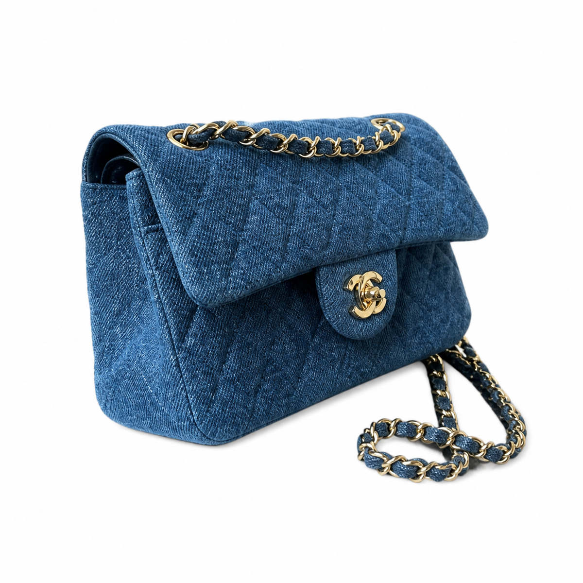 Chanel Classic Quilted Flap Bag | CC Hardware & Chain — 23cm