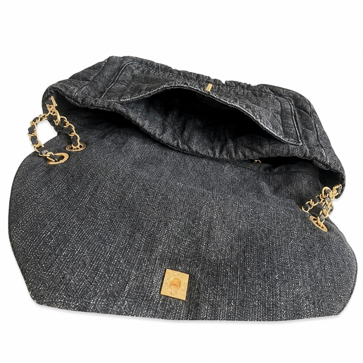 Chanel Denim Quilted Flap Bag | CC Turn-Lock Gold Chain Navy — 35x24cm