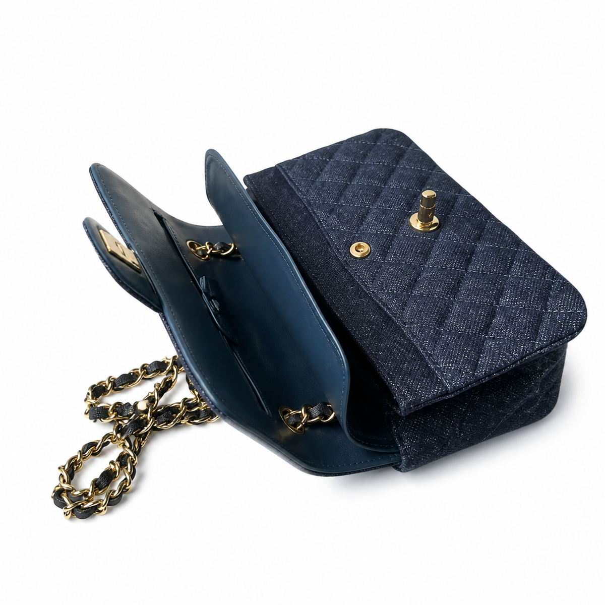 Chanel Classic Quilted Flap Bag | CC Hardware & Chain — 23cm