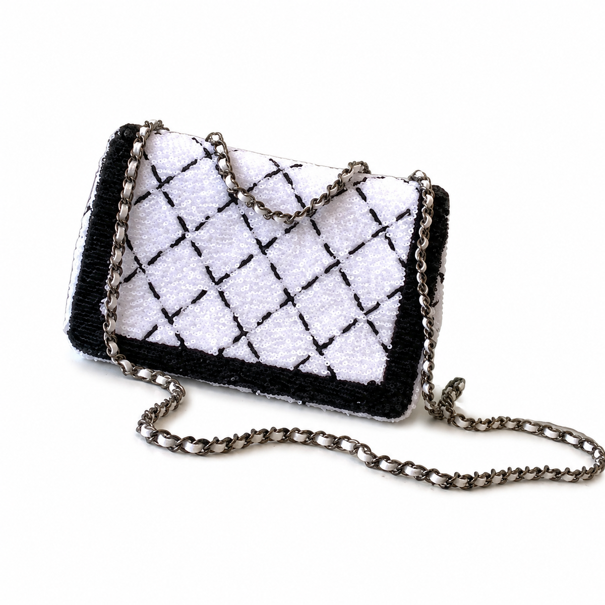 Chanel White & Black Sequin Quilted Diamond Evening Clutch | Two-Scale Composition, White Leather Interior & Gunmetal Chain