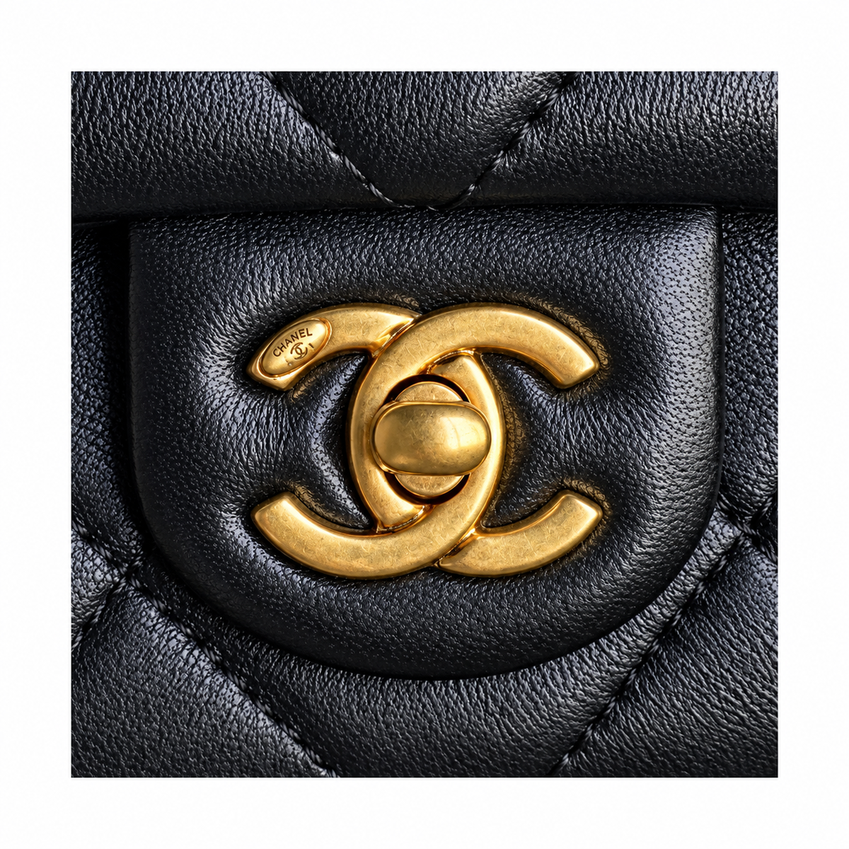 Chanel 19 Mini Flap Bag Black 17×12×5cm
