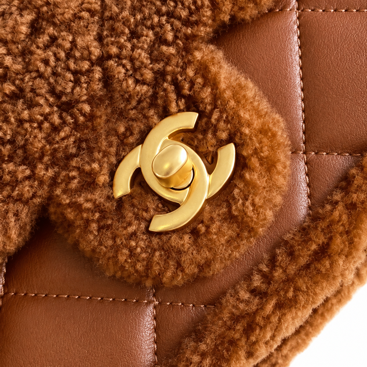Chanel Shearling Trim Quilted Flap Bag | Gold Chain Caramel Brown — 12x18cm