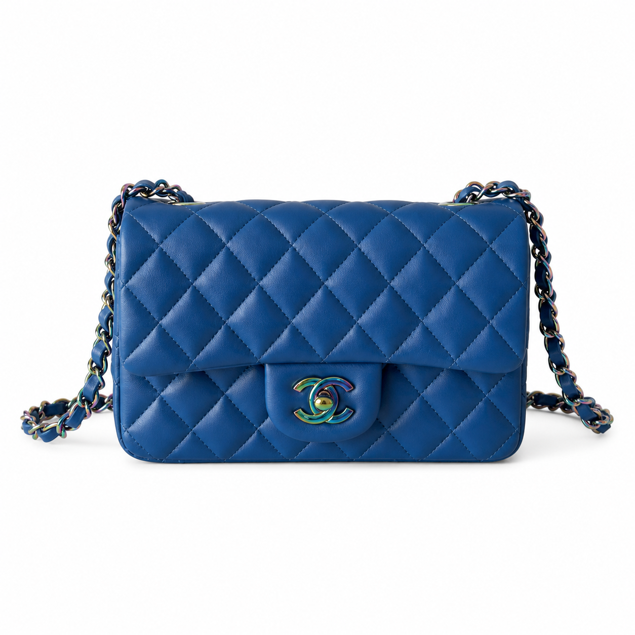 Chanel Classic Quilted Small Flap Bag | CC Hardware & Gold Chain — 20cm